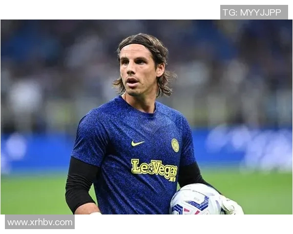 索默瑞士门神的门线技术与矮个传奇球员的精彩碰撞与启示