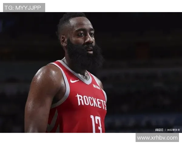 琼阿梅尼补位引发的战术变革与球队未来发展展望